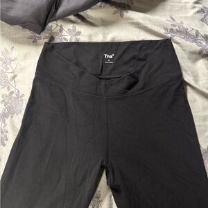 TNA Classic Criss cross Leggings